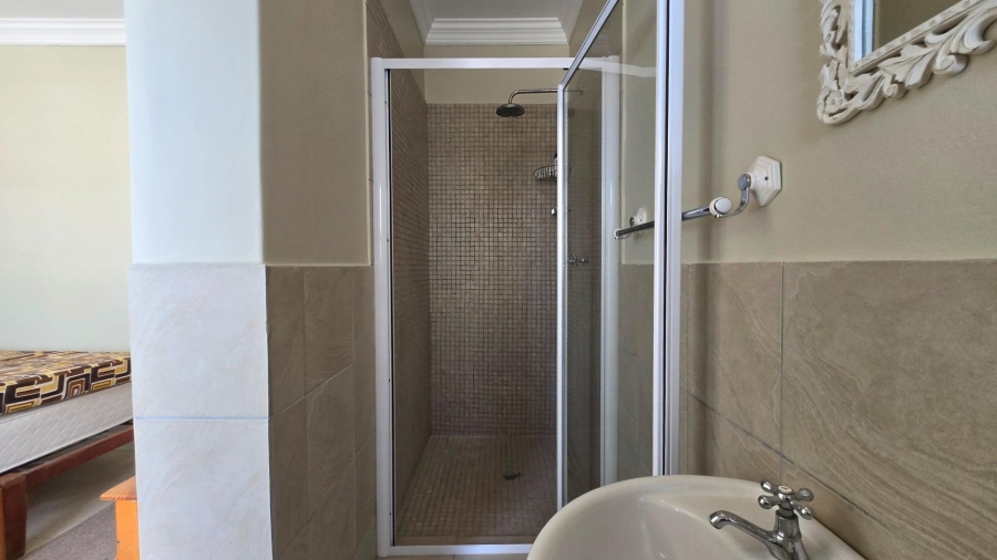 6 Bedroom Property for Sale in Franskraal Western Cape
